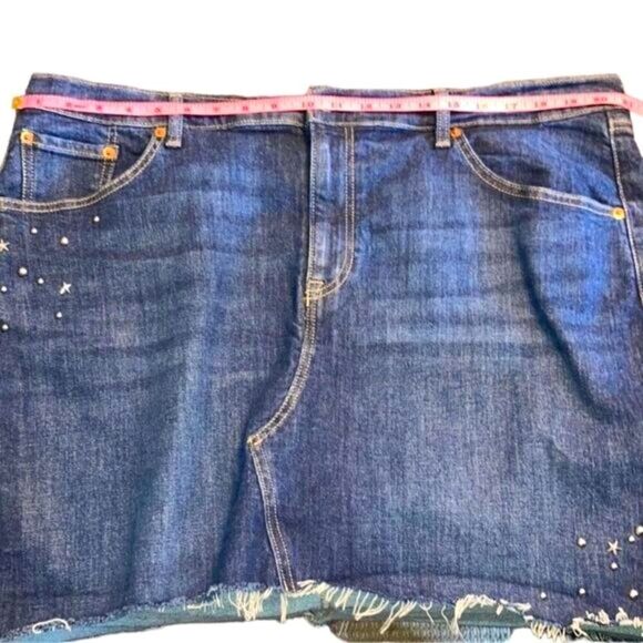 Levi’s Jean Skirt Woman’s Size 18 - Picture 12 of 13